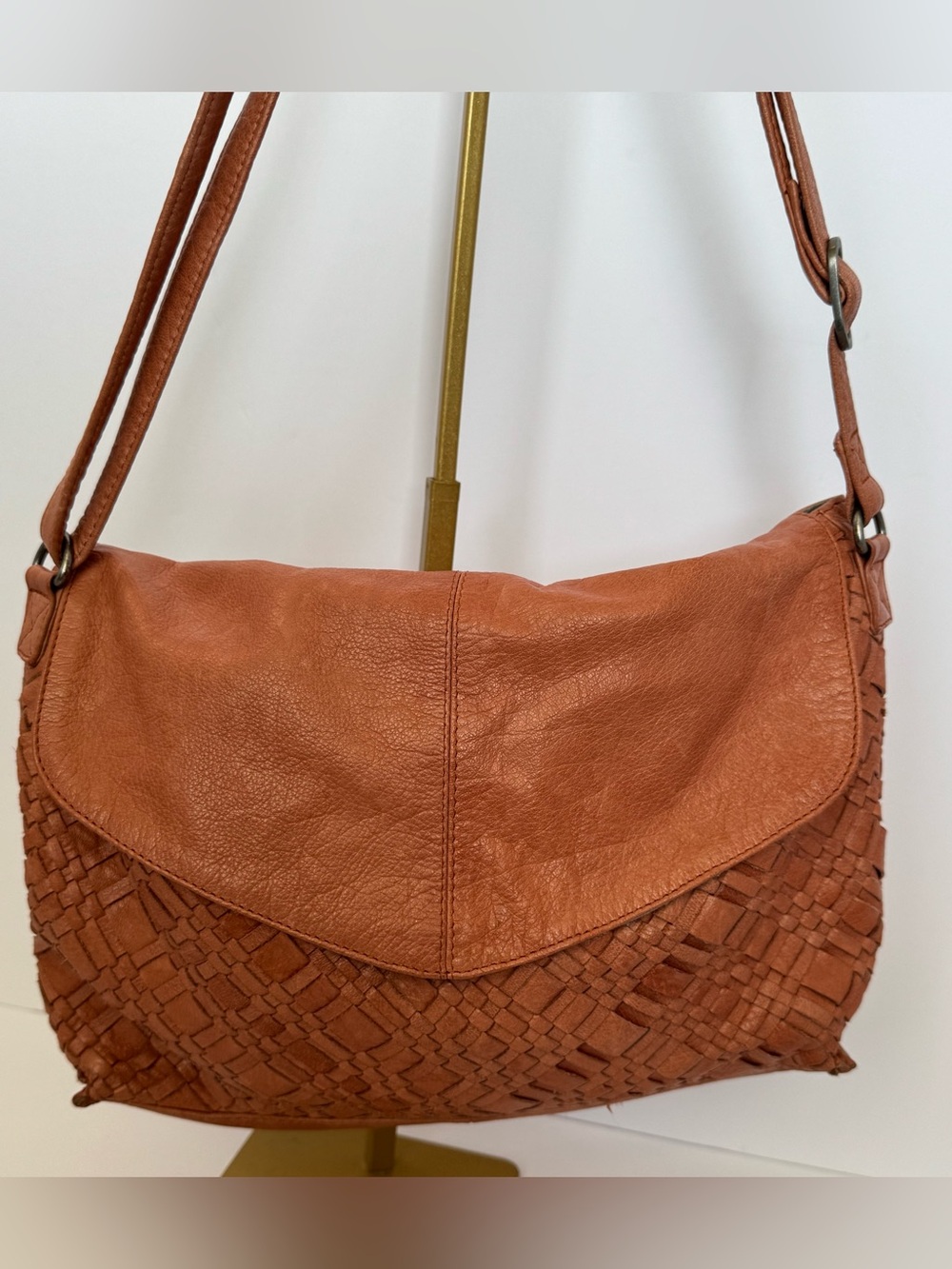 Day & Mood Panna Woven Leather Crossbody Flap Bag – Cognac/Terracotta